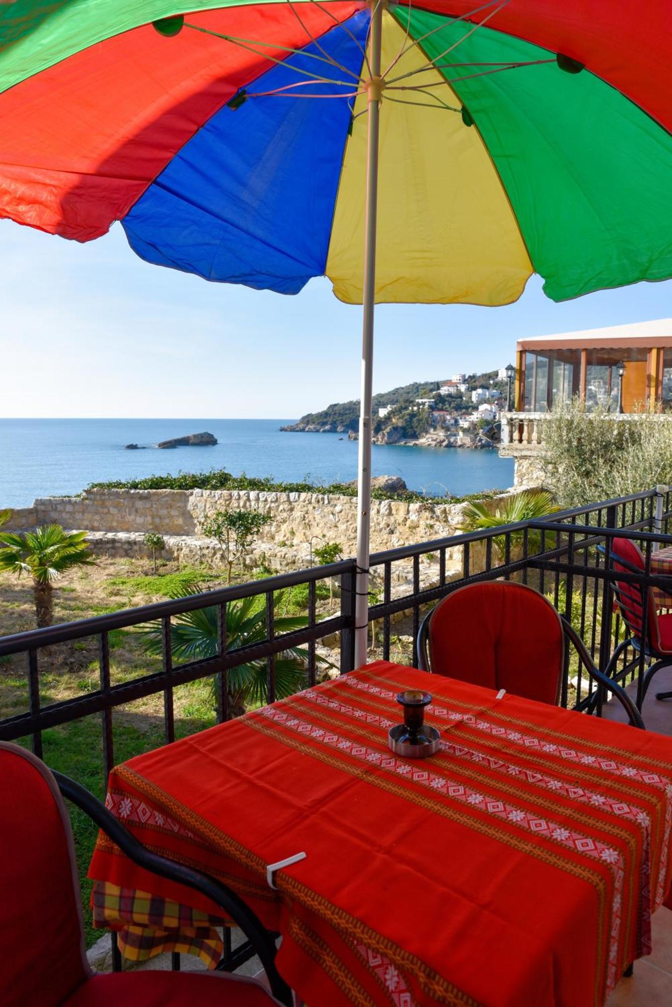 Apartments Susanna Ulcinj Rom bilde