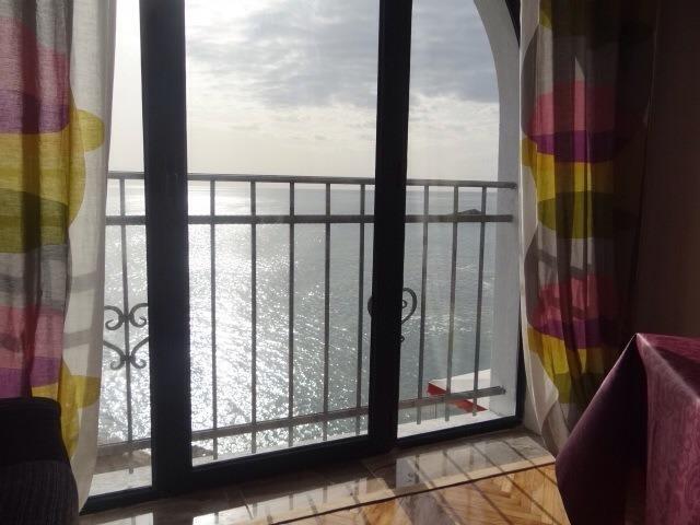 Apartments Susanna Ulcinj Rom bilde